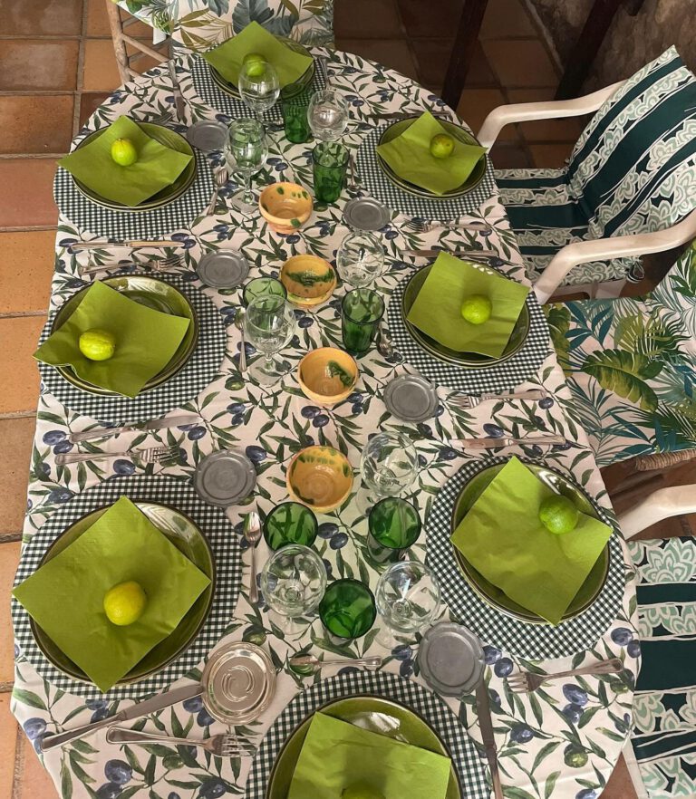 mesas con estilo 1725131171 3446972555248841998 52860719492 768x882